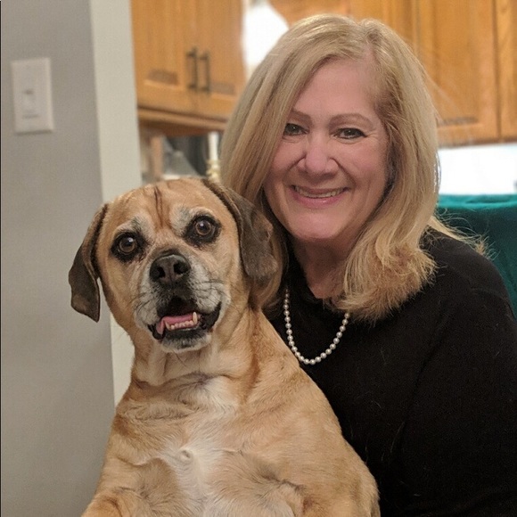 Meet your Posher, Janet - Picture 1 of 1